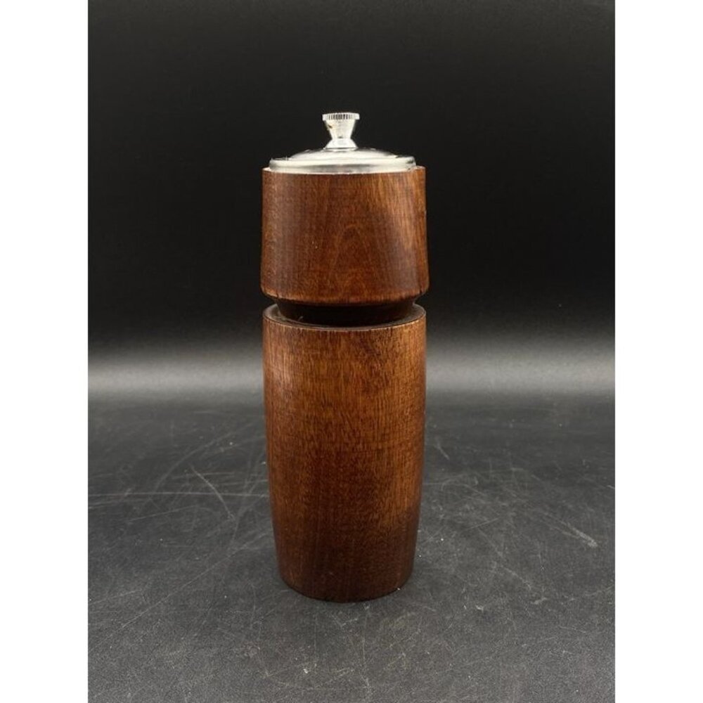 Baribocraft Canada Wood Pepper Mill Grinder Baribo 7 1/4” Vintage MCM